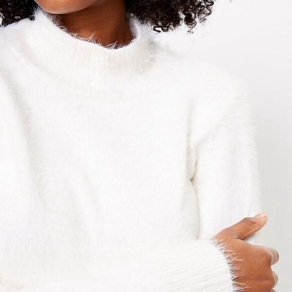 Bailey44 Mock Neck White Fuzzy Sweater Size Large - Picture 1 of 8